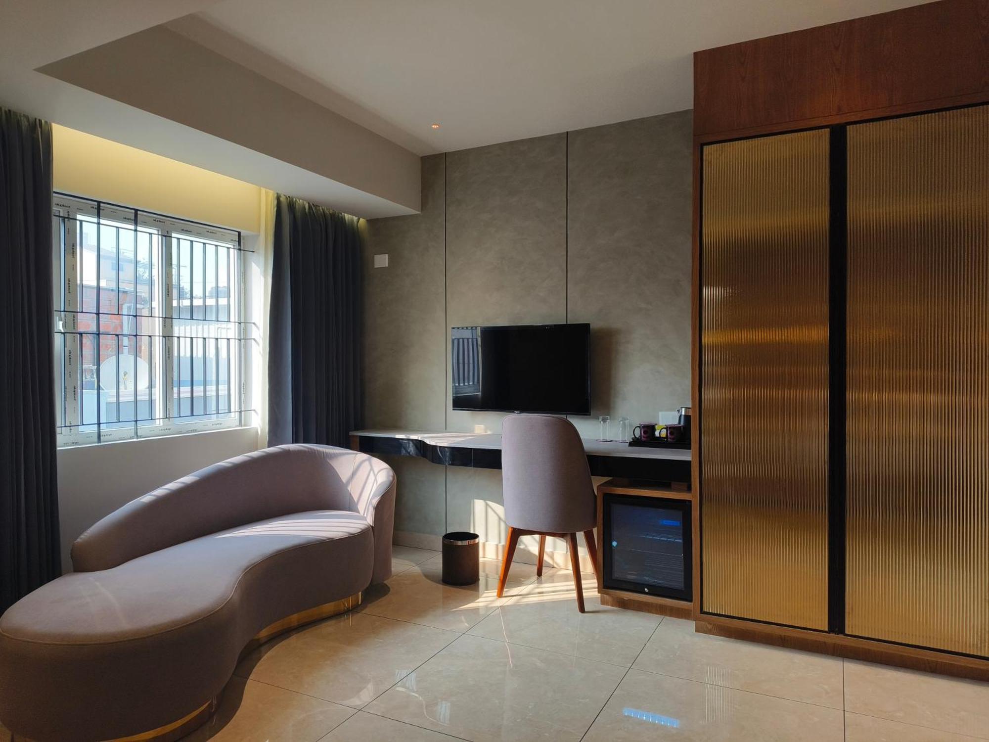 Olive Hotel Le Opera By Embassy Group Bangalore Exterior foto