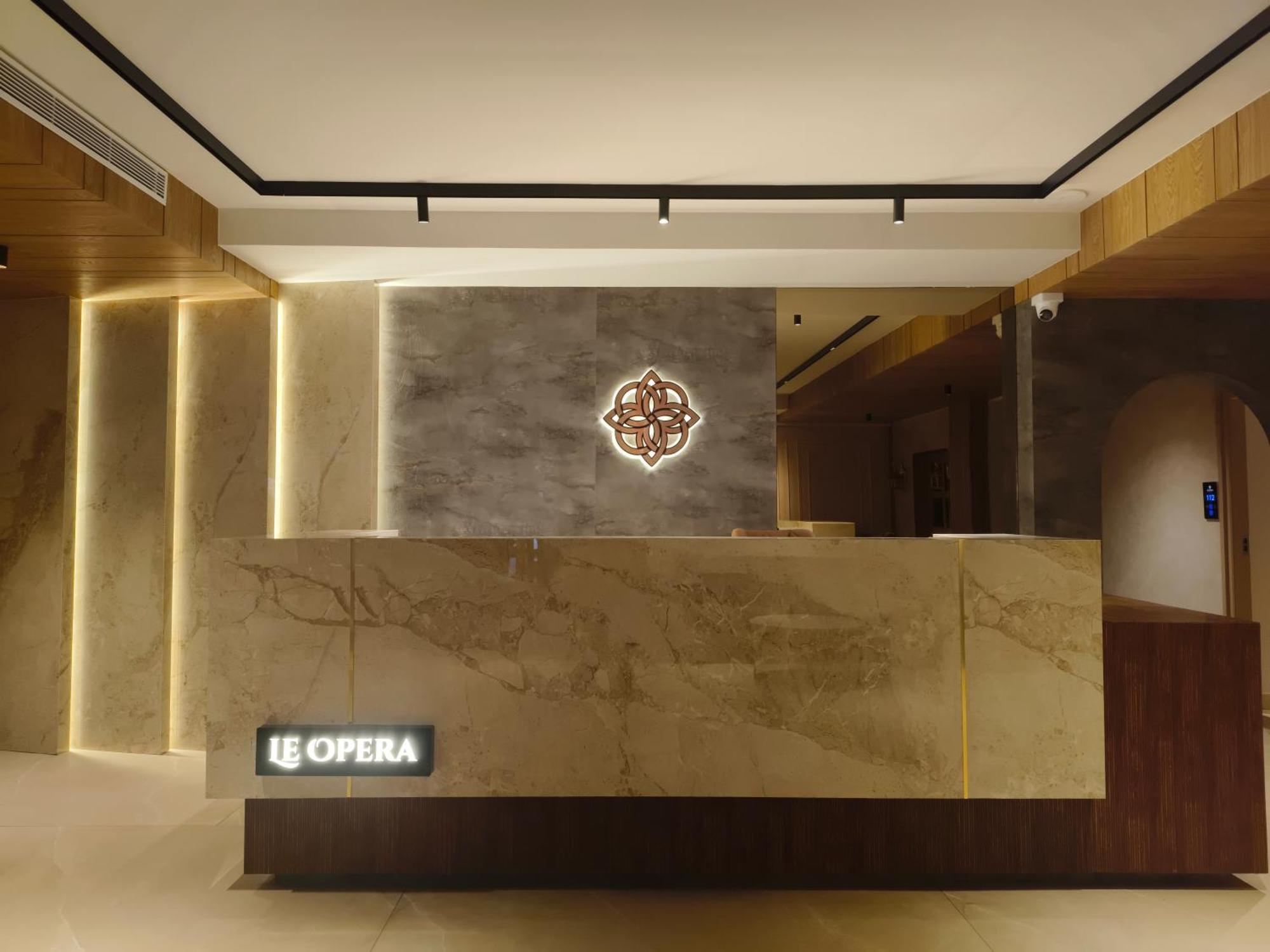 Olive Hotel Le Opera By Embassy Group Bangalore Exterior foto